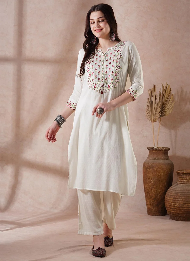 globus Globus Women Off White Floral Embroidered Yoke Straight Kurta With Pants Festive Set